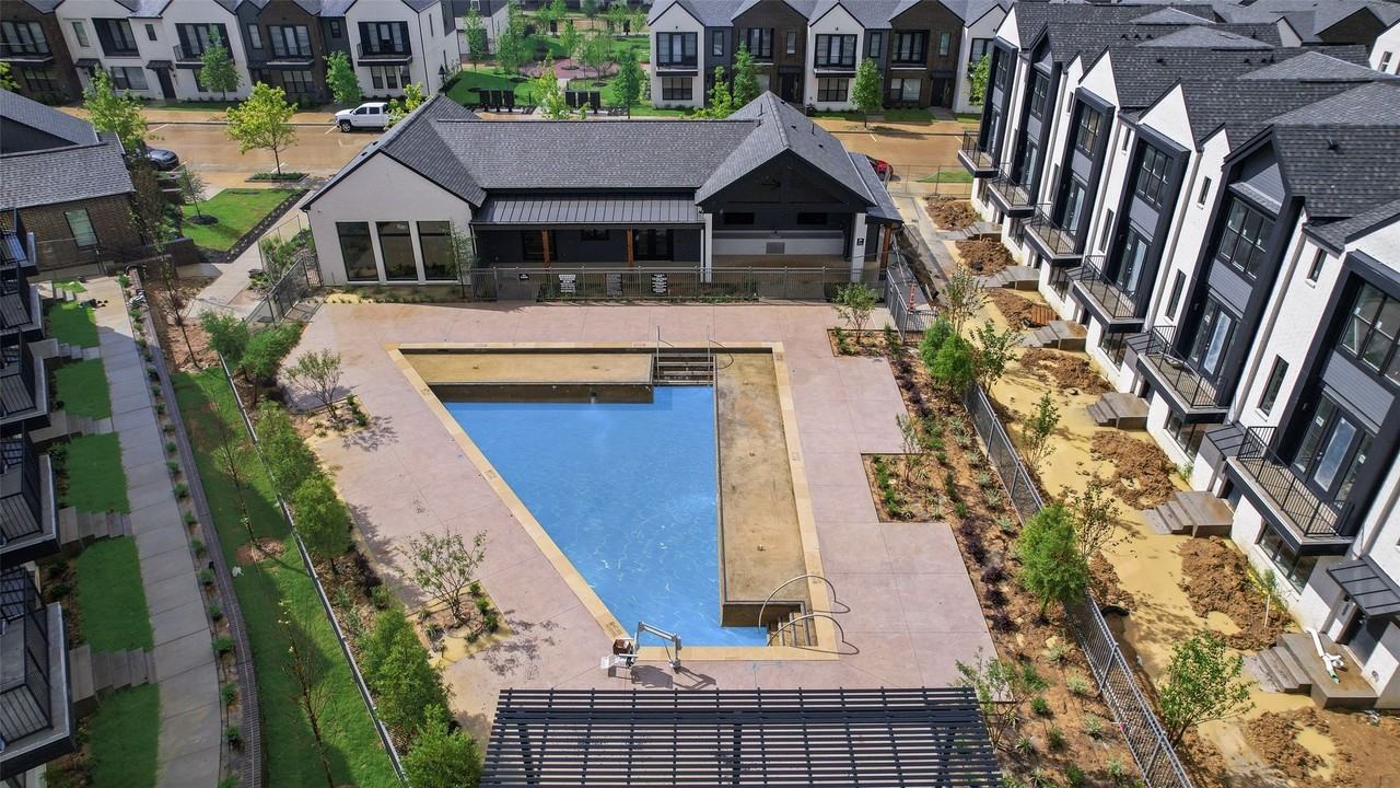 2217 Reserve Way - Photo 3 of 38