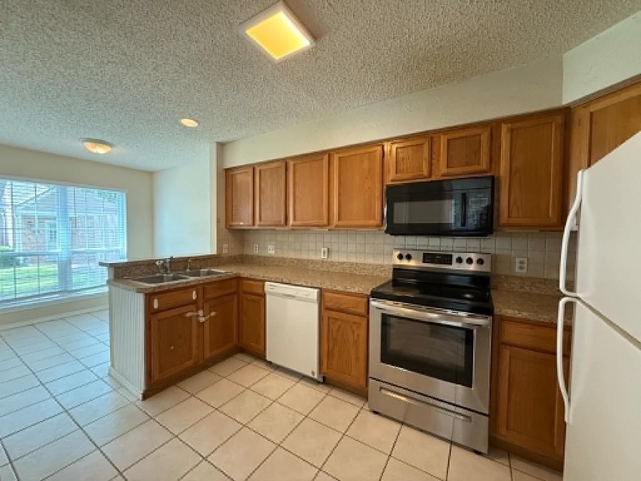 17820 Windflower Way #404 - Photo 5 of 12