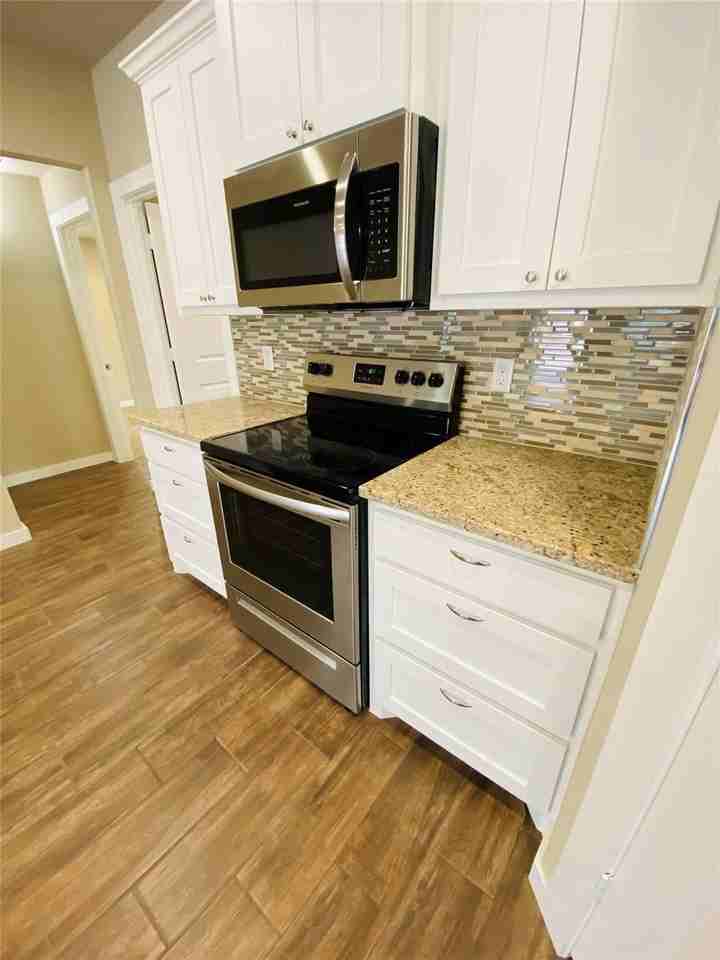 307 N Colbert Ave - Photo 5 of 23