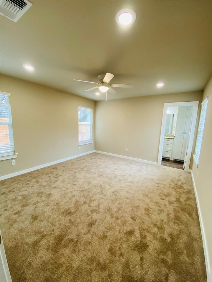 307 N Colbert Ave - Photo 7 of 23