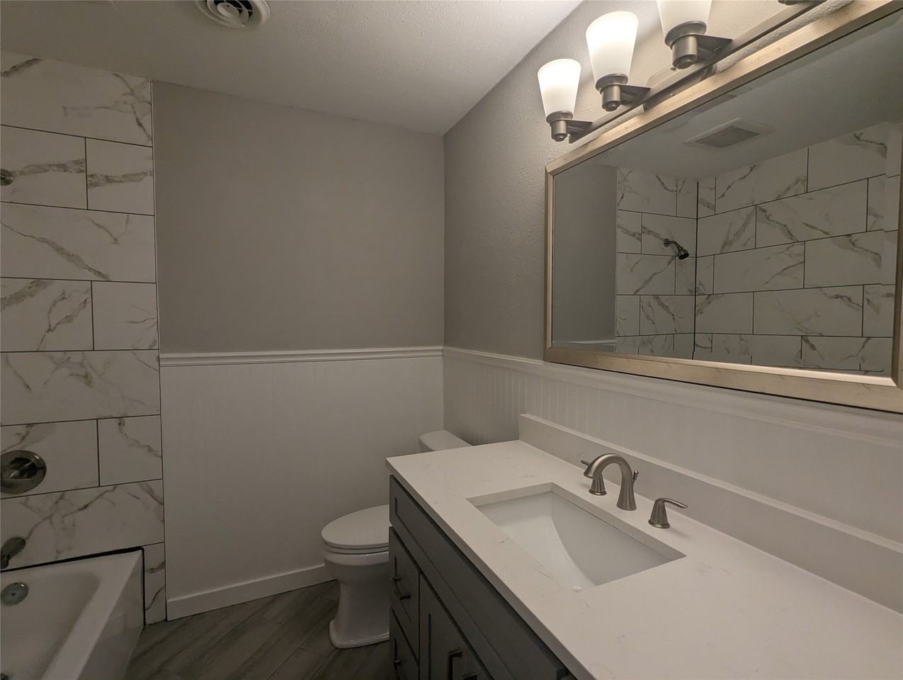 10008 Olmos Dr - Photo 6 of 19