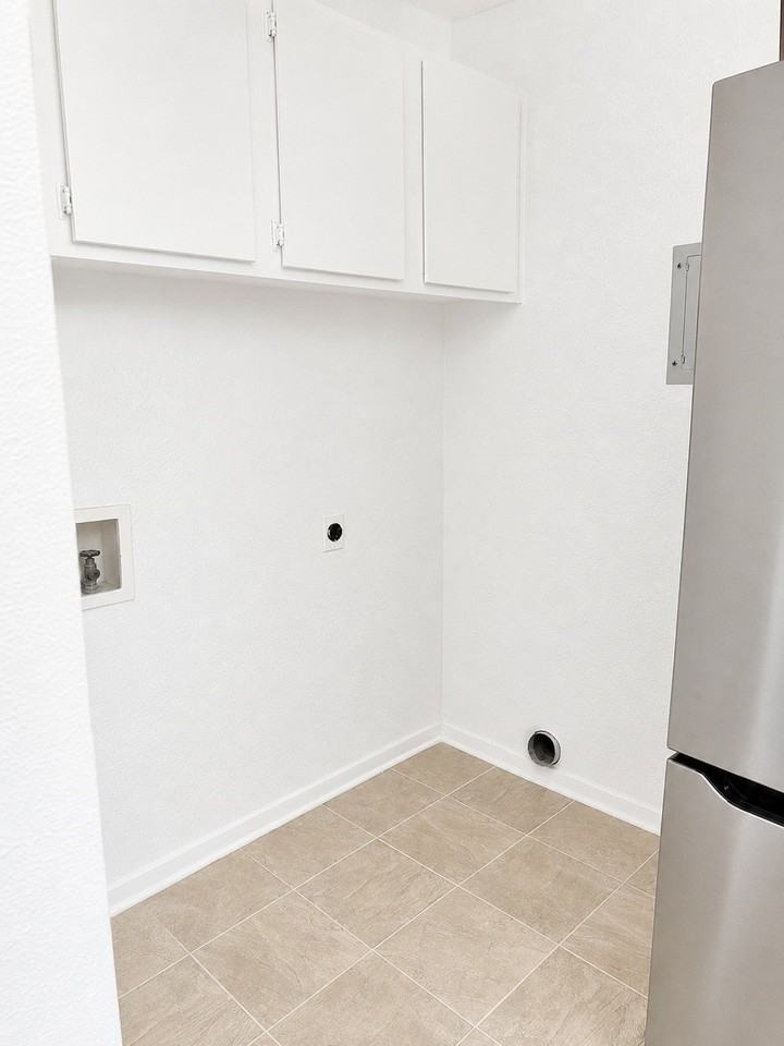 705 Gregg St #2 - Photo 7 of 13