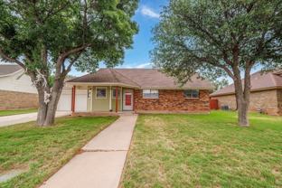 857 Chanticleers Ln - Photo 1 of 1