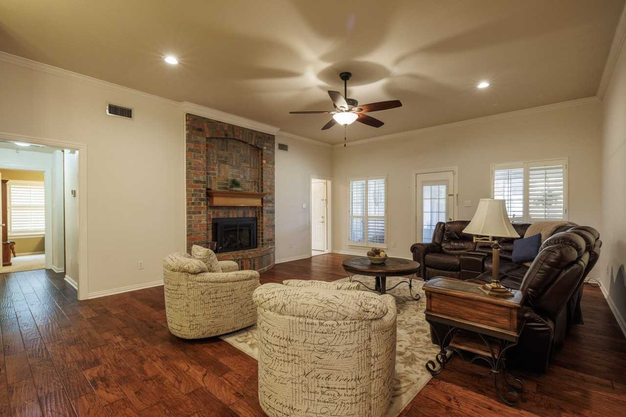 3726 Pensacola Dr - Photo 2 of 39