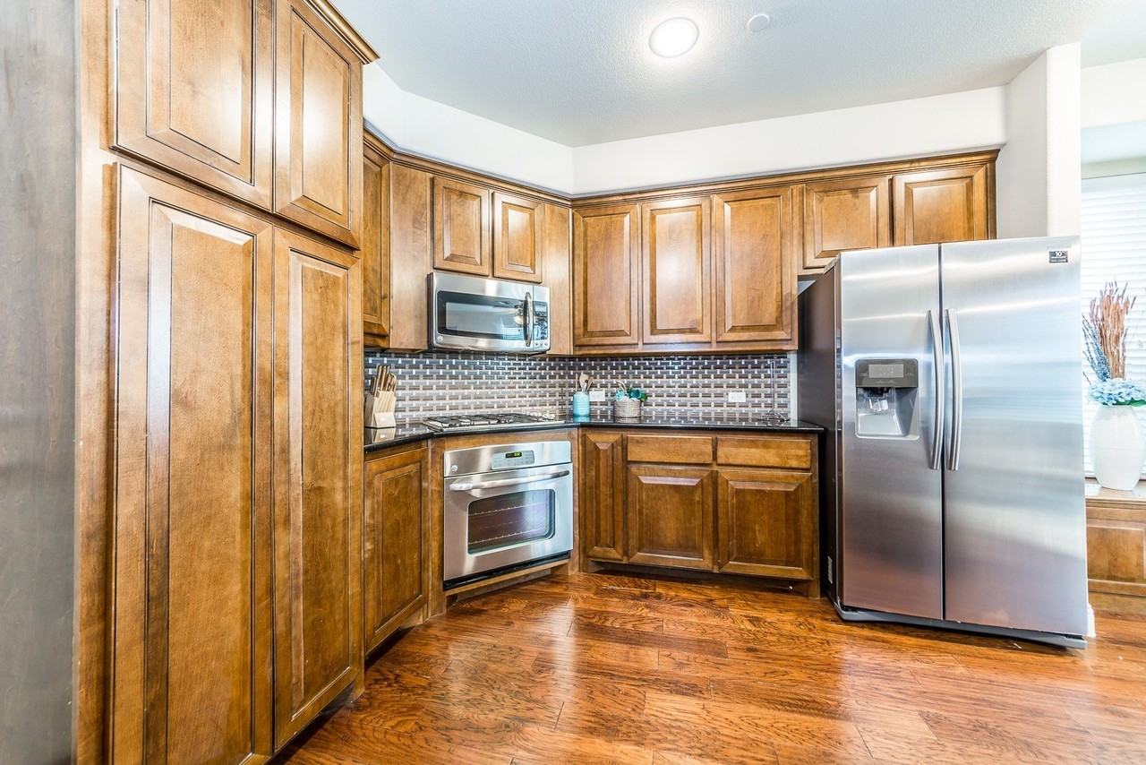 5722 Kate Ave - Photo 3 of 33