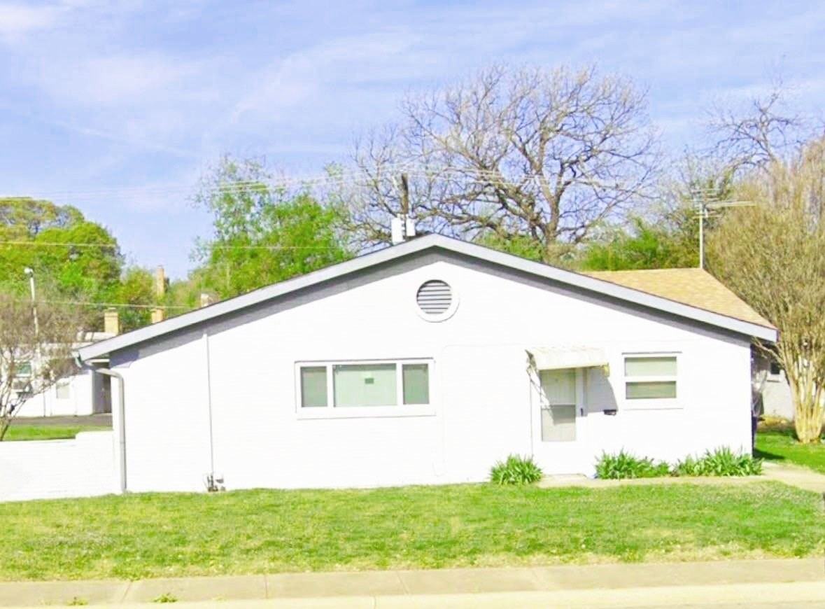 3706 S University Dr