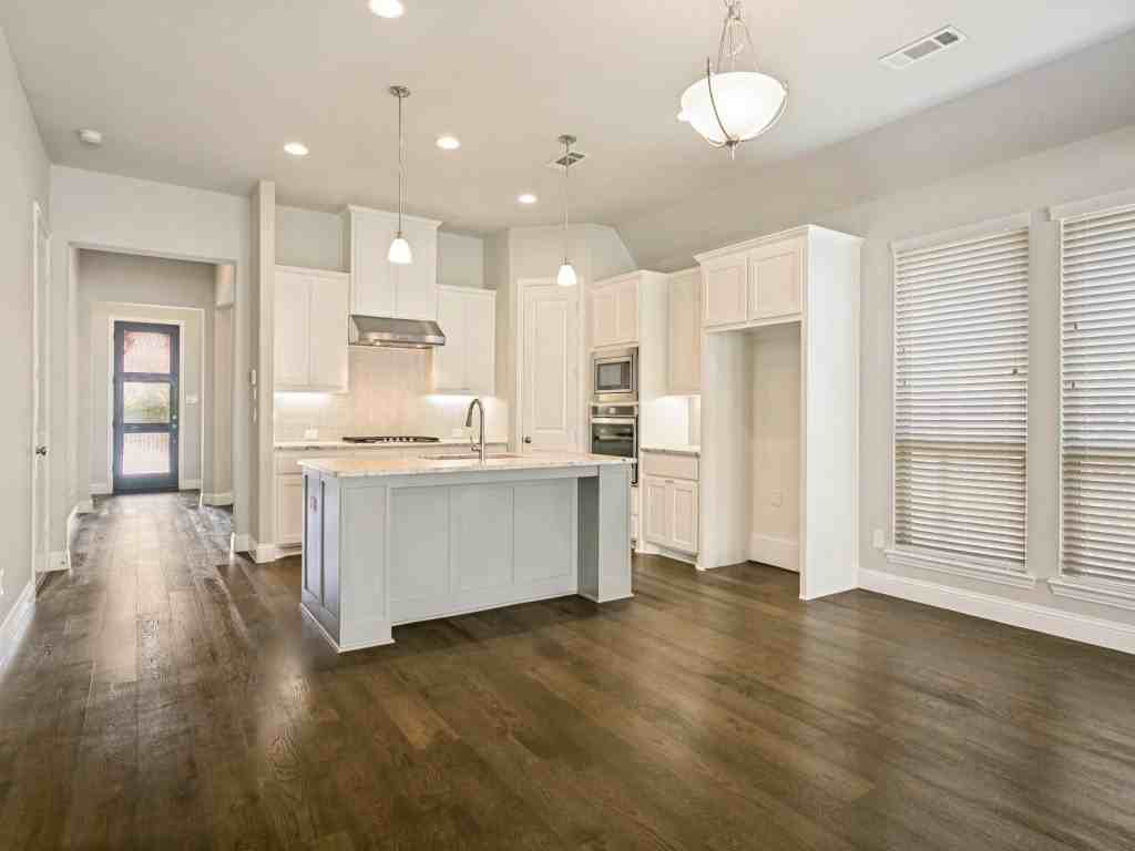4521 Tall Knight Ln - Photo 5 of 19