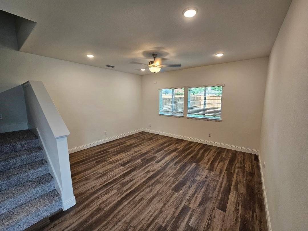 202 Griffith Dr #16 - Photo 5 of 19