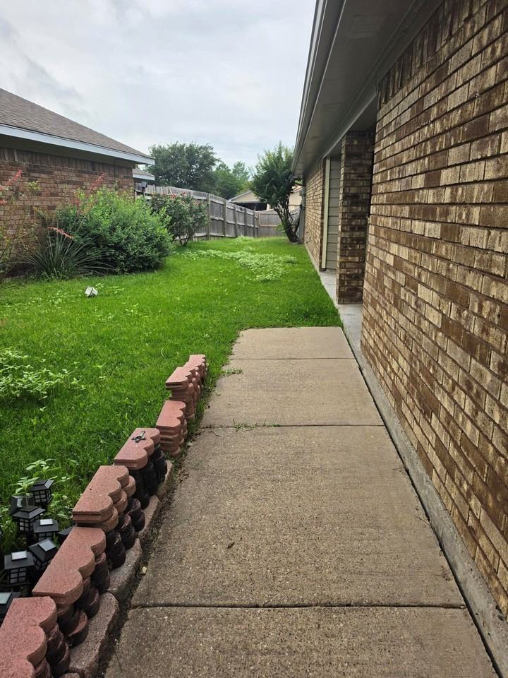 1416 Hackamore St - Photo 2 of 16