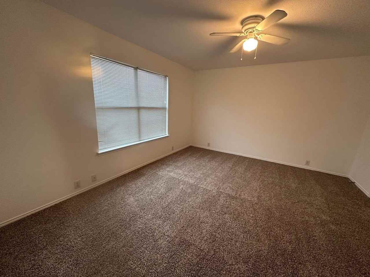 8255 Horse Whisper Ln - Photo 7 of 19