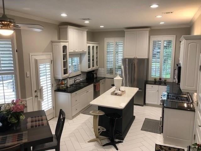 2840 Peninsula Dr - Photo 4 of 5