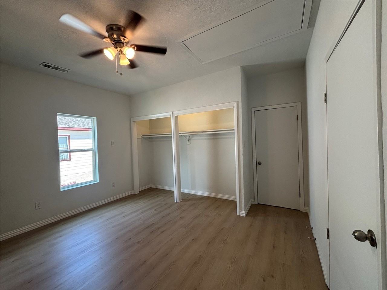 1815 Leath St - Photo 7 of 17