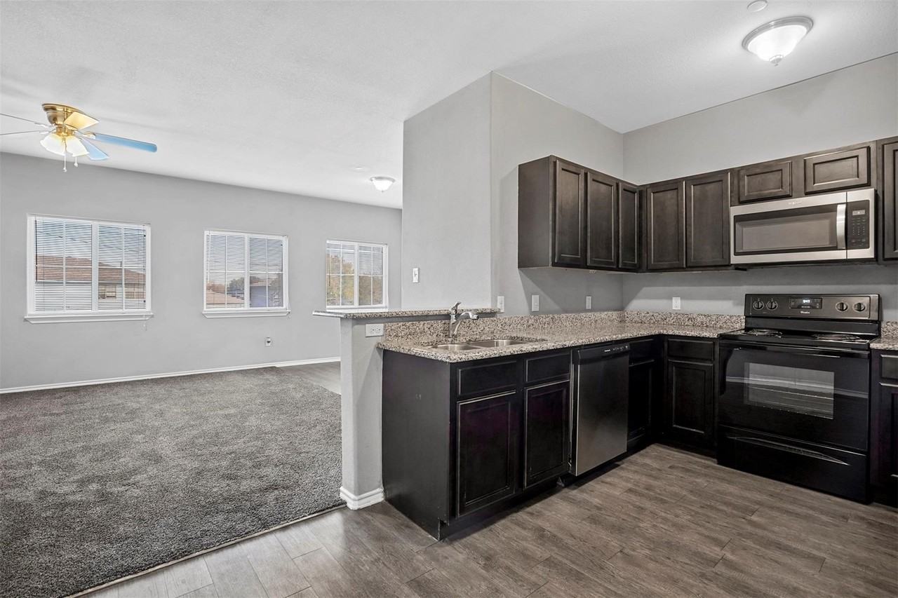 612 Meadow View Ct #101 - Photo 2 of 13