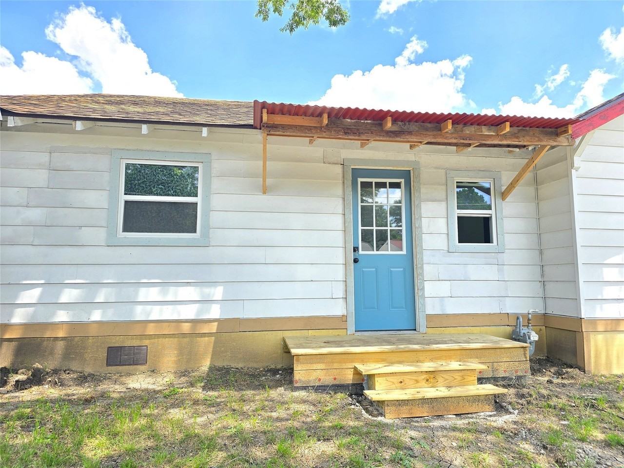 2903 Jerome St #3