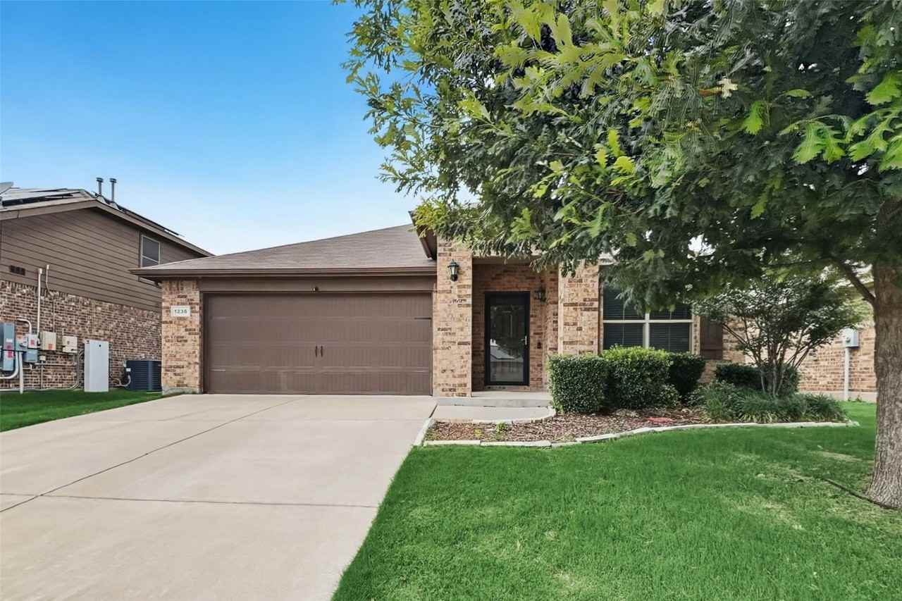 1236 Freestone Ct