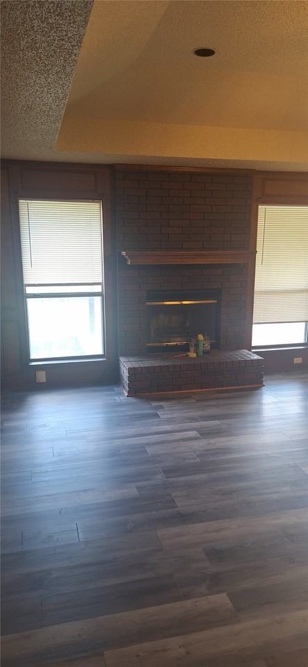 802 Crystal Creek Ln - Photo 6 of 19