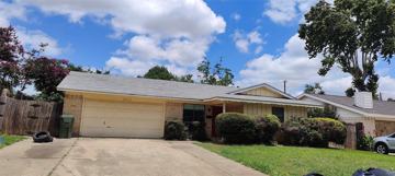 featured image of 2413 Royal Dr