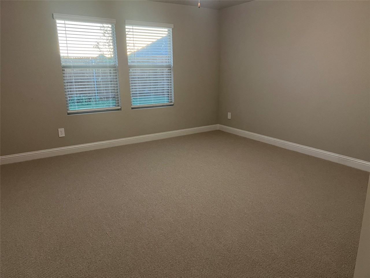 5908 Brittner Dr - Photo 5 of 26