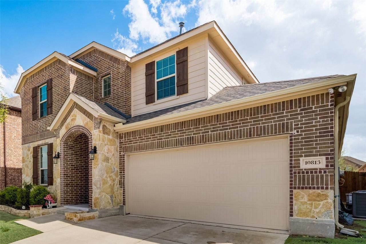 10813 Brownwood Pl - Photo 2 of 19