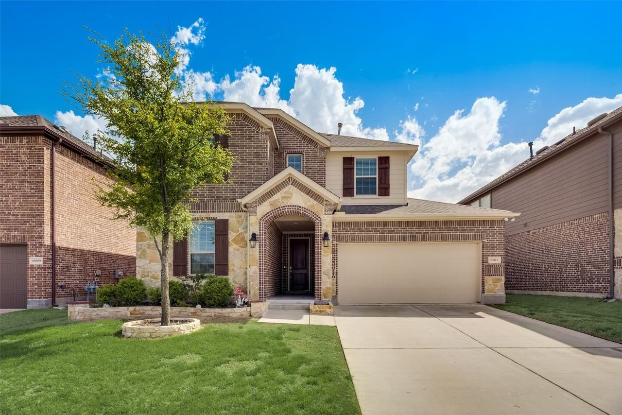 10813 Brownwood Pl - Photo 3 of 19