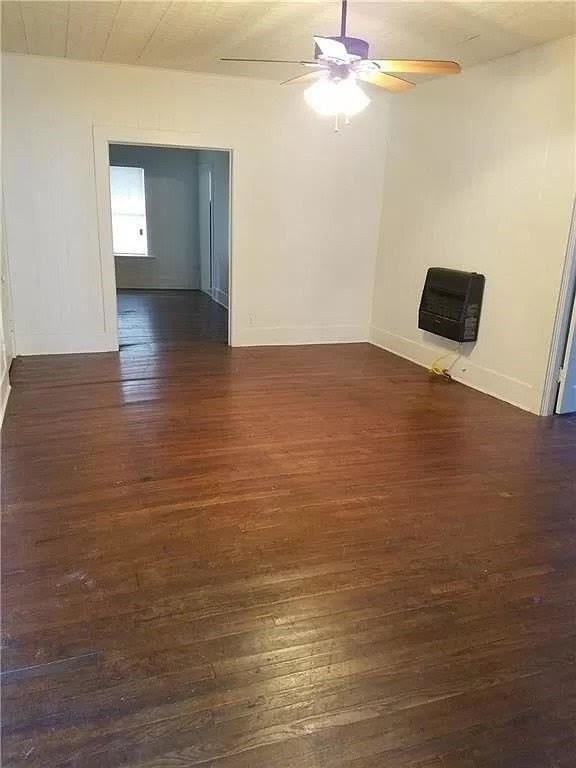 919 N Austin St #919-5 - Photo 3 of 7