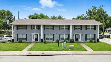 featured image of 103 W Brown St #2