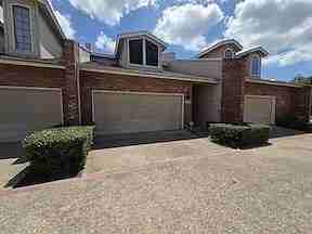 5839 Lake Point Dr