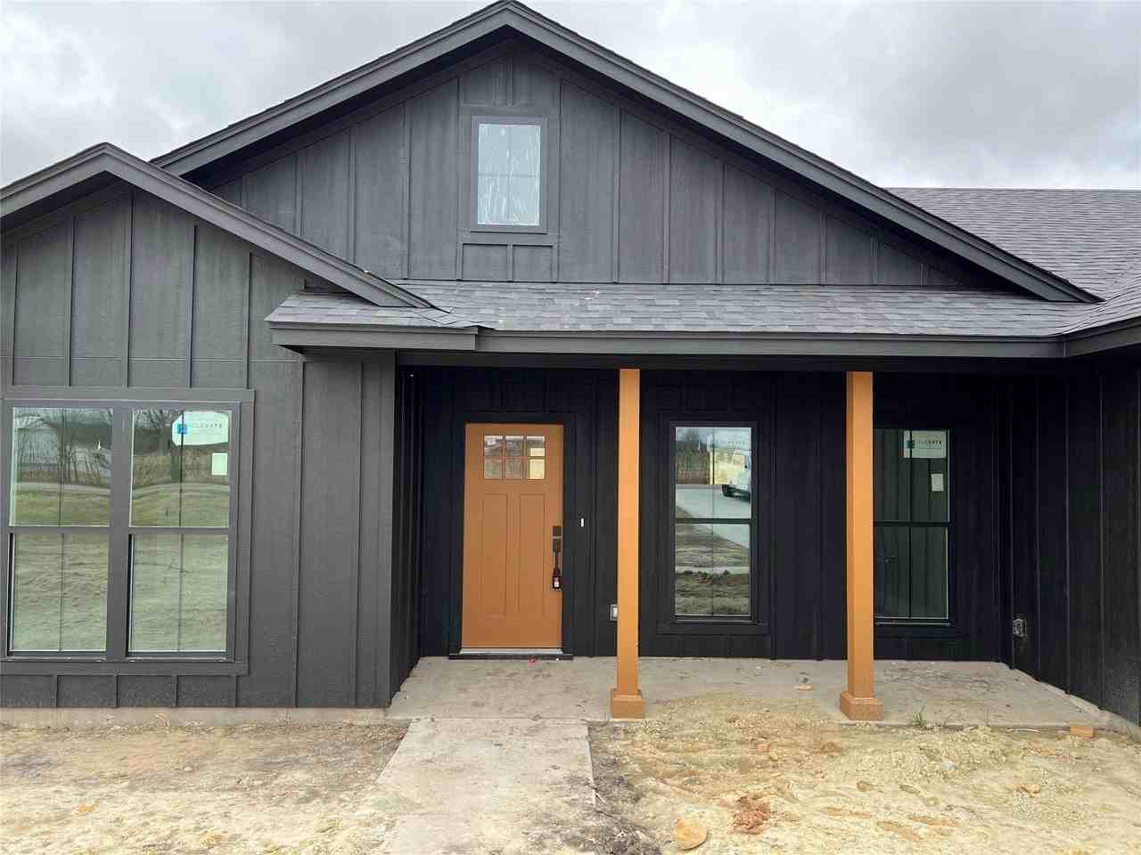 142 County Road 2630 - Photo 3 of 6
