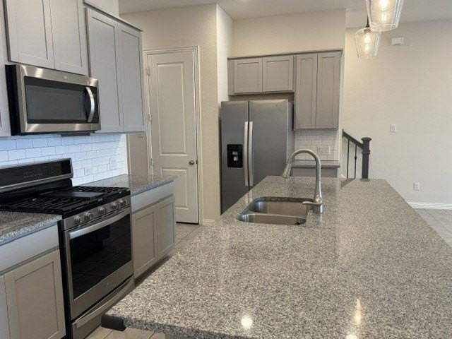 17709 Sage Ln - Photo 5 of 32