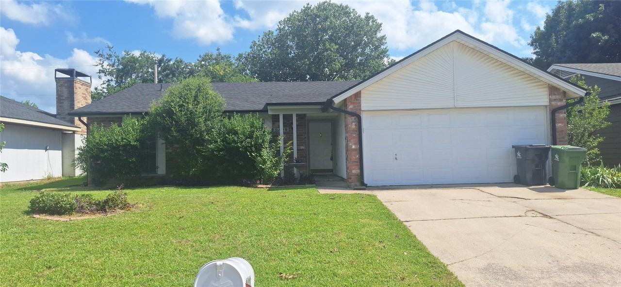 2428 Heathercrest Dr