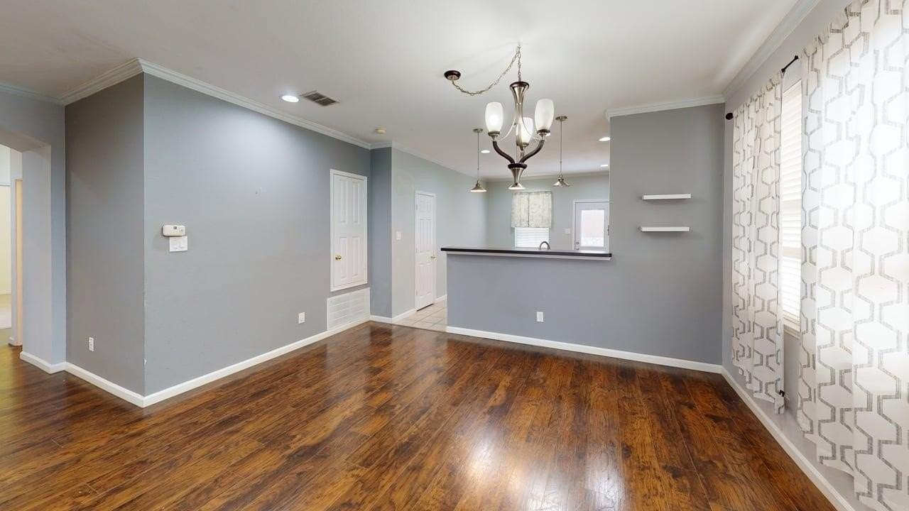 6513 Cartier Ct - Photo 4 of 20