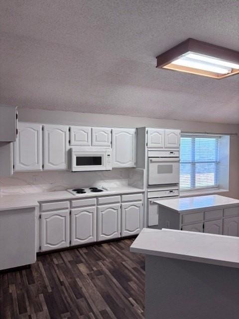 1300 Rosewood Ln - Photo 4 of 17