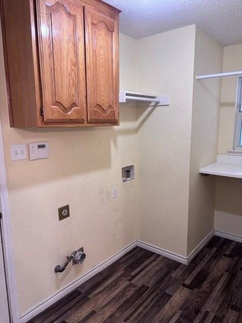 1300 Rosewood Ln - Photo 7 of 17