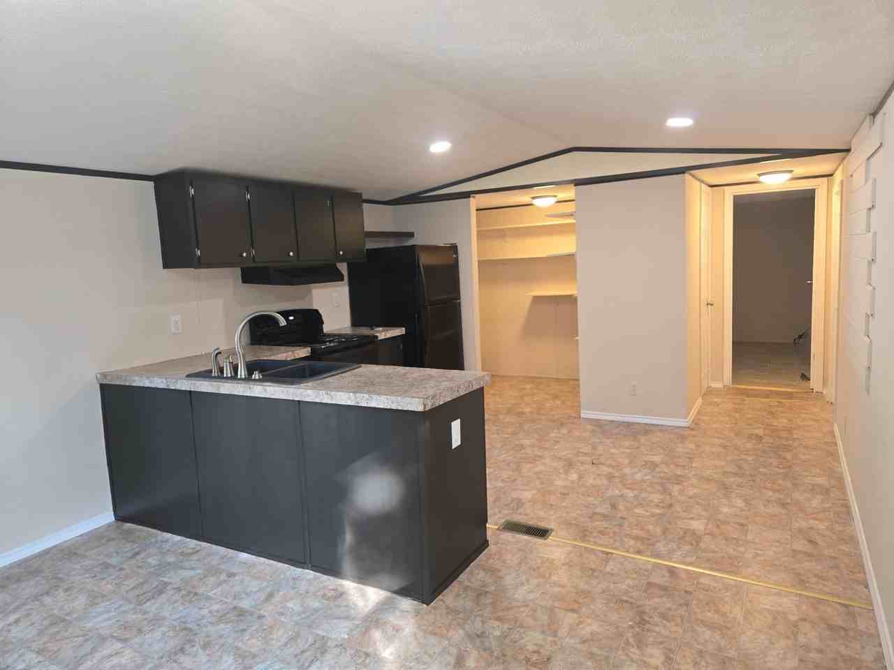 29 Thousand Oaks Mhp