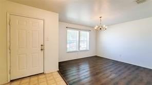 5727 Hunters Bend Ln - Photo 3 of 20