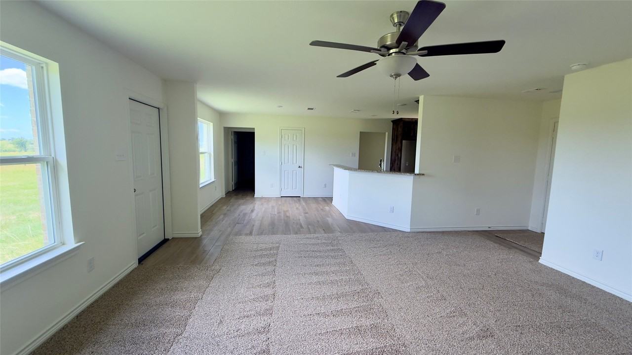 2607 Vz County Road 2403 - Photo 3 of 25
