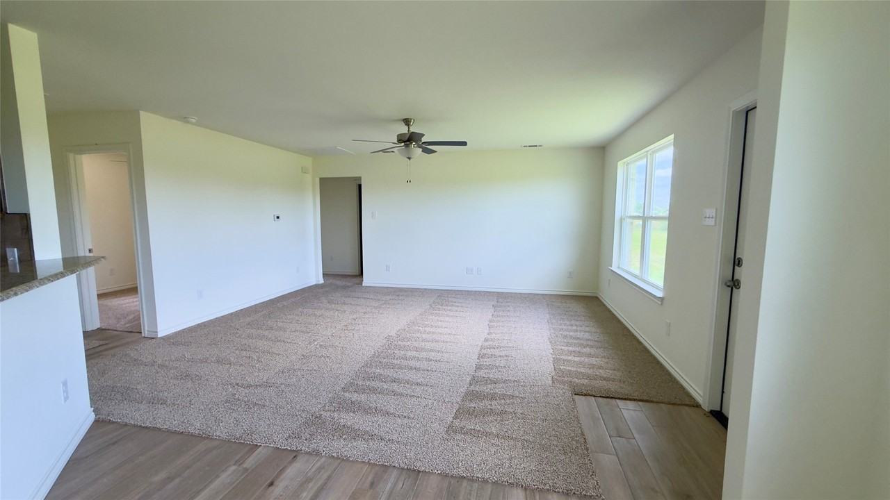 2607 Vz County Road 2403 - Photo 4 of 25