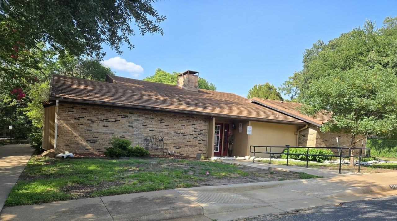 5809 Chimney Wood Cir - Photo 7 of 17