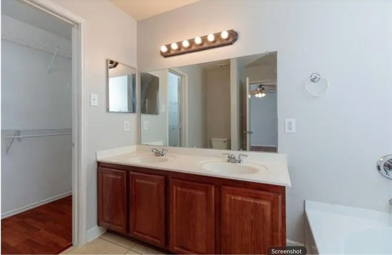 7624 Scarlet View Trl - Photo 7 of 20
