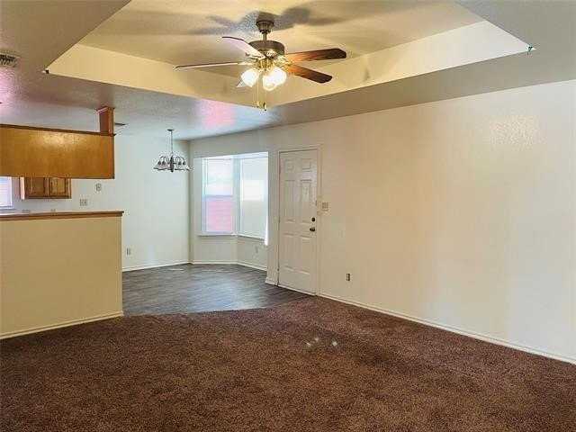 1602 Moss St - Photo 2 of 7