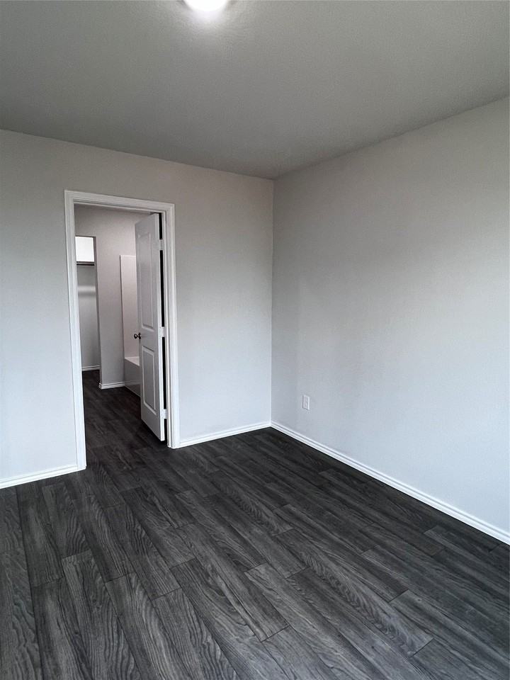 108 Dotty Lou St - Photo 5 of 13