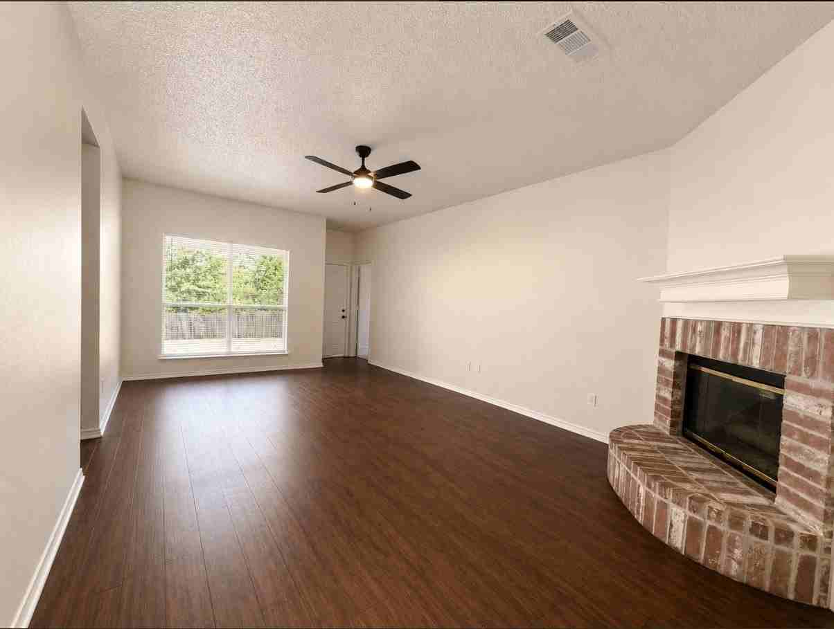 6409 Riverwater Trl - Photo 3 of 15