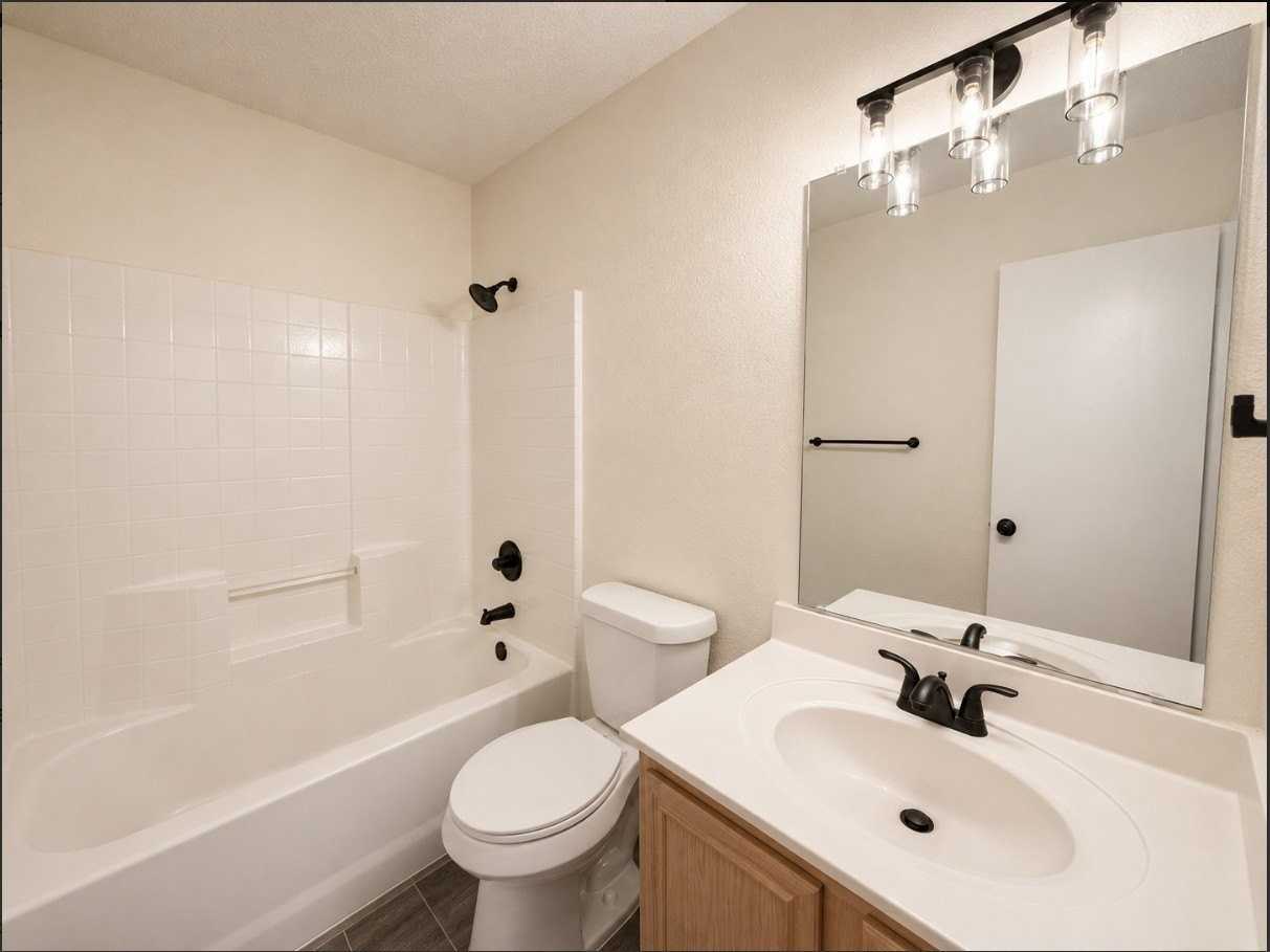 6409 Riverwater Trl - Photo 7 of 15