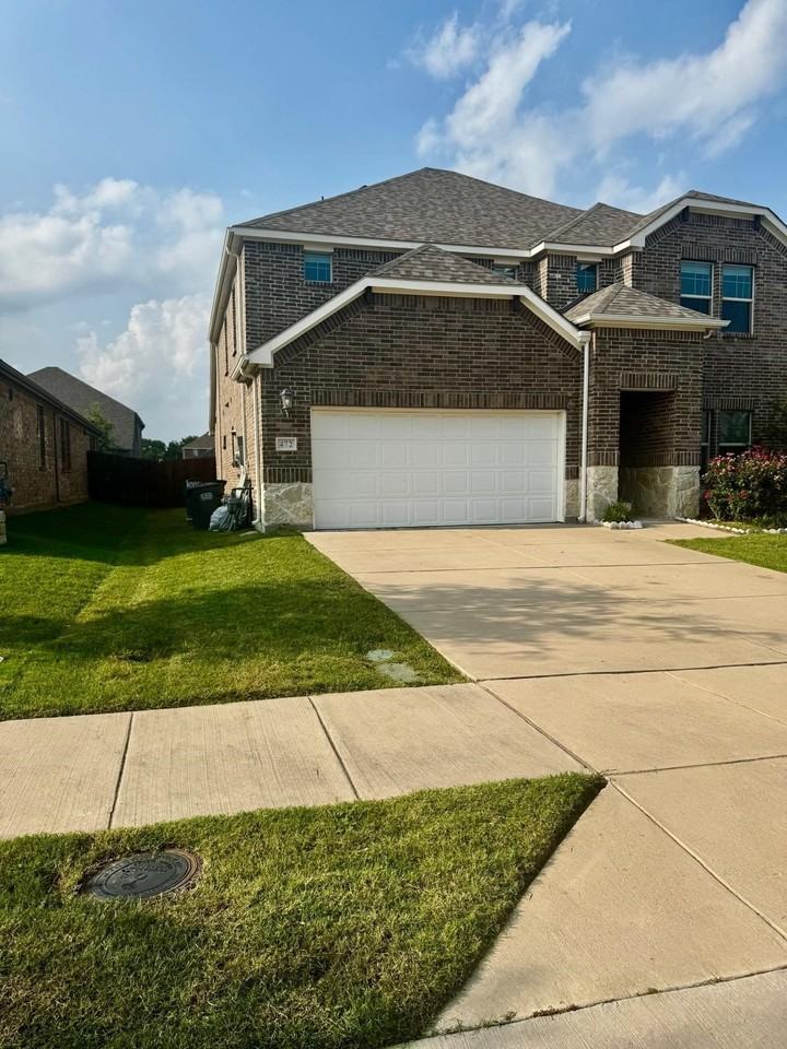 472 Rock Creek Dr - Photo 2 of 35