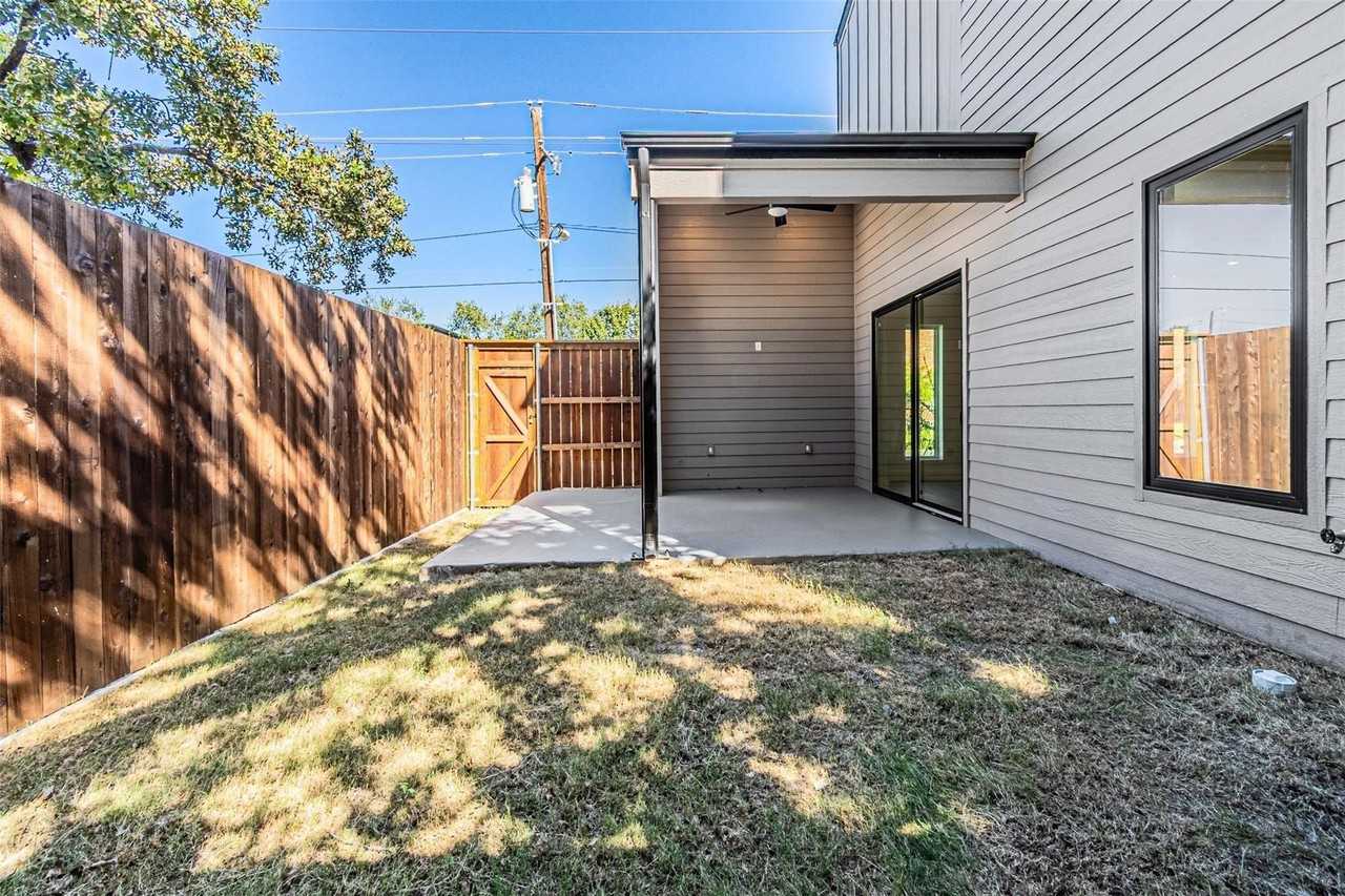 4319 Sylvester St - Photo 2 of 32