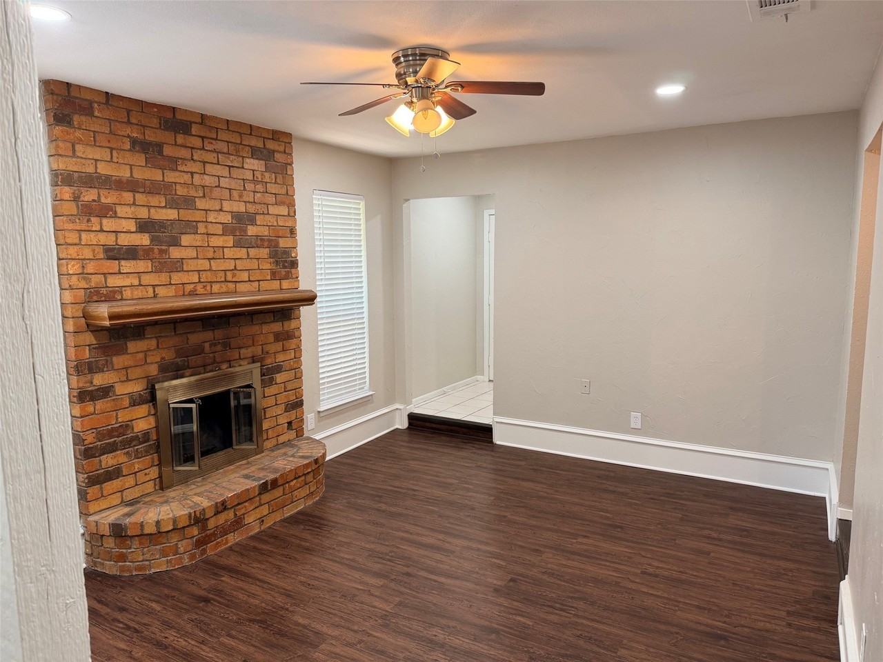 1014 Bluebird Dr - Photo 2 of 14