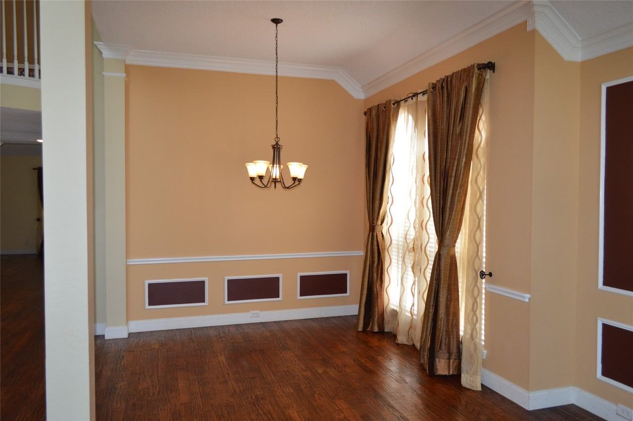 9320 Ponderosa Trl - Photo 3 of 31