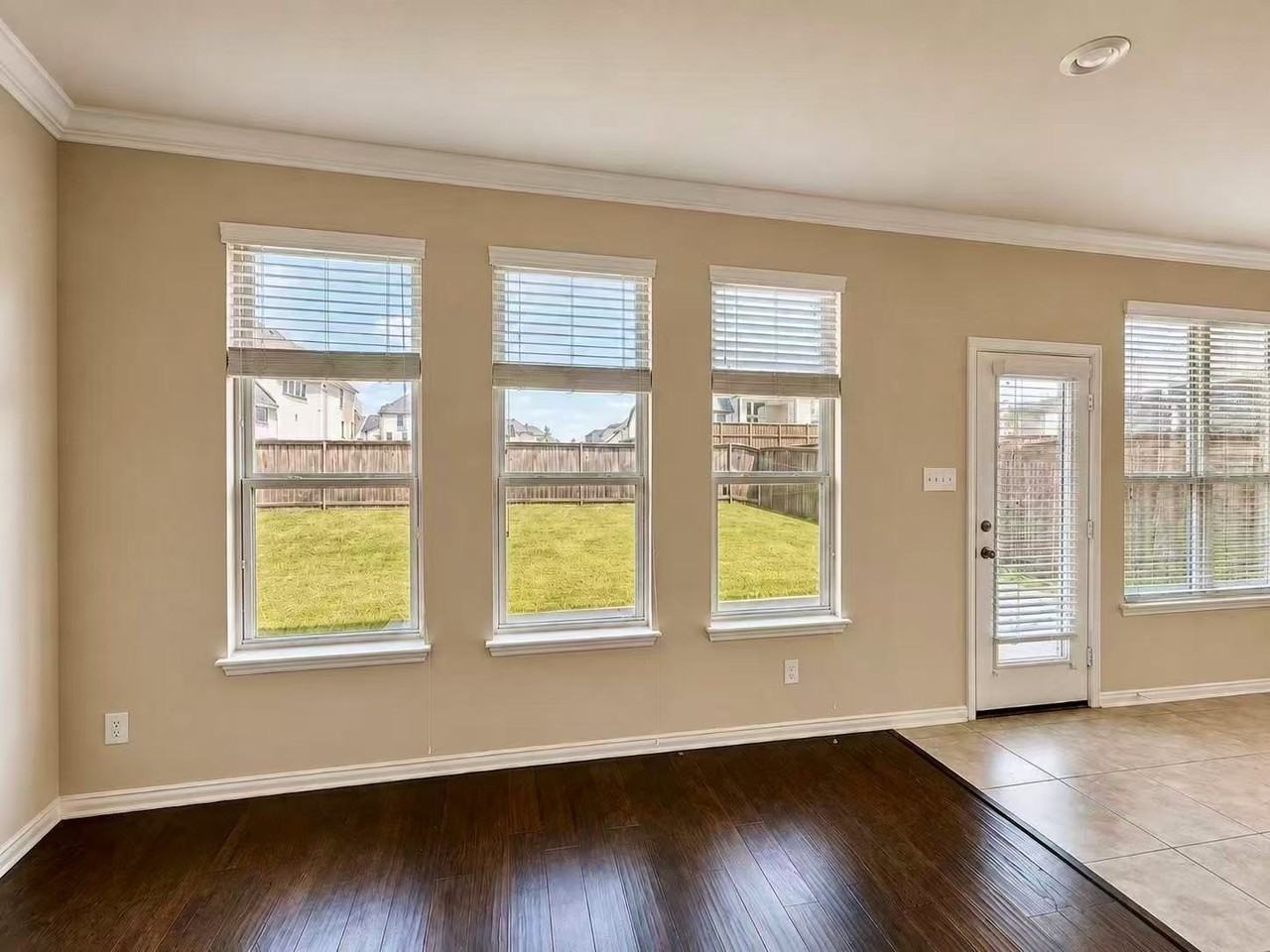2316 Grant Park Way - Photo 7 of 20