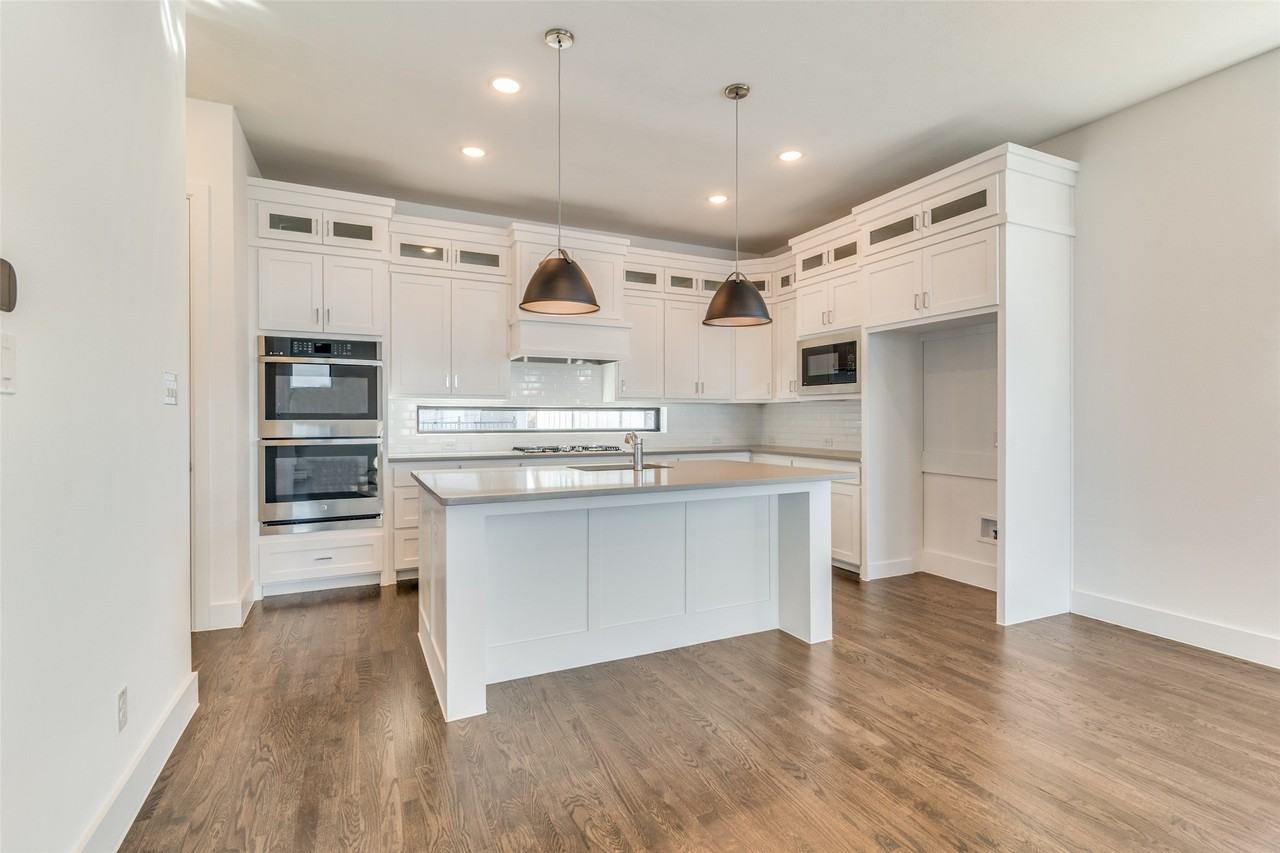 800 War Admiral Dr - Photo 5 of 24