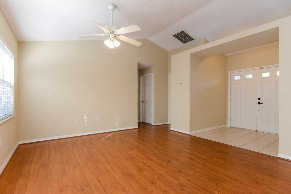 4519 Weasel Dr - Photo 3 of 14